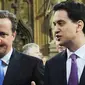 Perdana Menteri Inggris David Cameron dan pemimpin oposisi Ed Miliband. (Reuters)