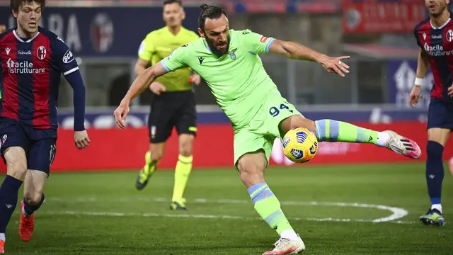 FOTO: Banyak Buang Peluang, Lazio Dipecundangi Bologna