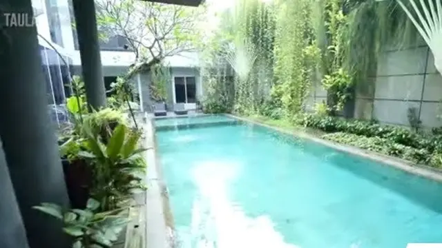 Rossa memperlihatkan kediamannya (YouTube/Taulany TV)