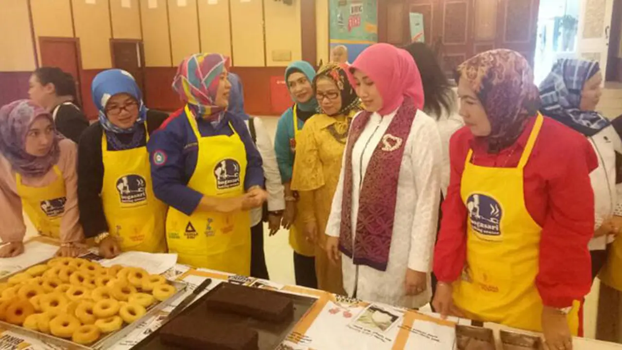Kemnaker Gelar Demo Masak Bersama Serikat Pekerja