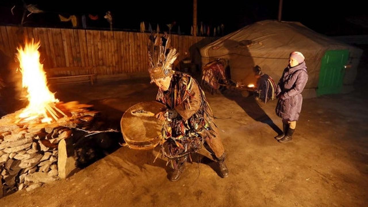 Intip ritual-ritual mistis dukun kaum nomaden di Rusia