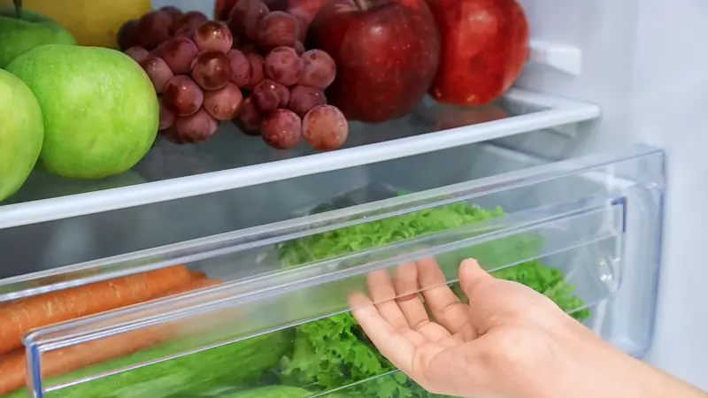 5 Kesalahan Saat Menyimpan Makanan Dalam Kulkas - Health Liputan6.com
