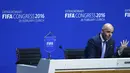  FIFA President Gianni Infantino pada putaran pertama, mendapat 88 suara, Sheikh Salman 85 suara, Pangeran Ali 27 suara, dan Jerome Champagne 7 suara. (REUTERS/Arnd Wiegmann)