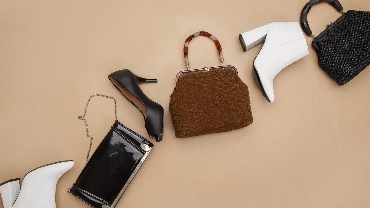 5 Fashion Item yang Bisa Meningkatkan Rasa Percaya Diri - cover