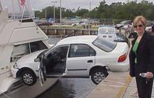 10 Potret Kelakuan Cewek saat Parkir Mobil, Malah Berujung Apes Bikin Orang Lain Melongo
