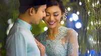 Whulandary Resmi Gelar Lamaran dalam Balutan Kebaya Elegan