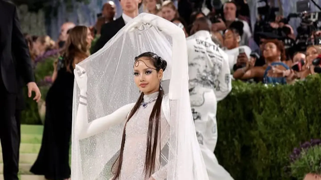 Bertabur Bintang di Met Gala 2026, Dominasi K-Pop dari Lisa hingga Karina Curi Perhatian