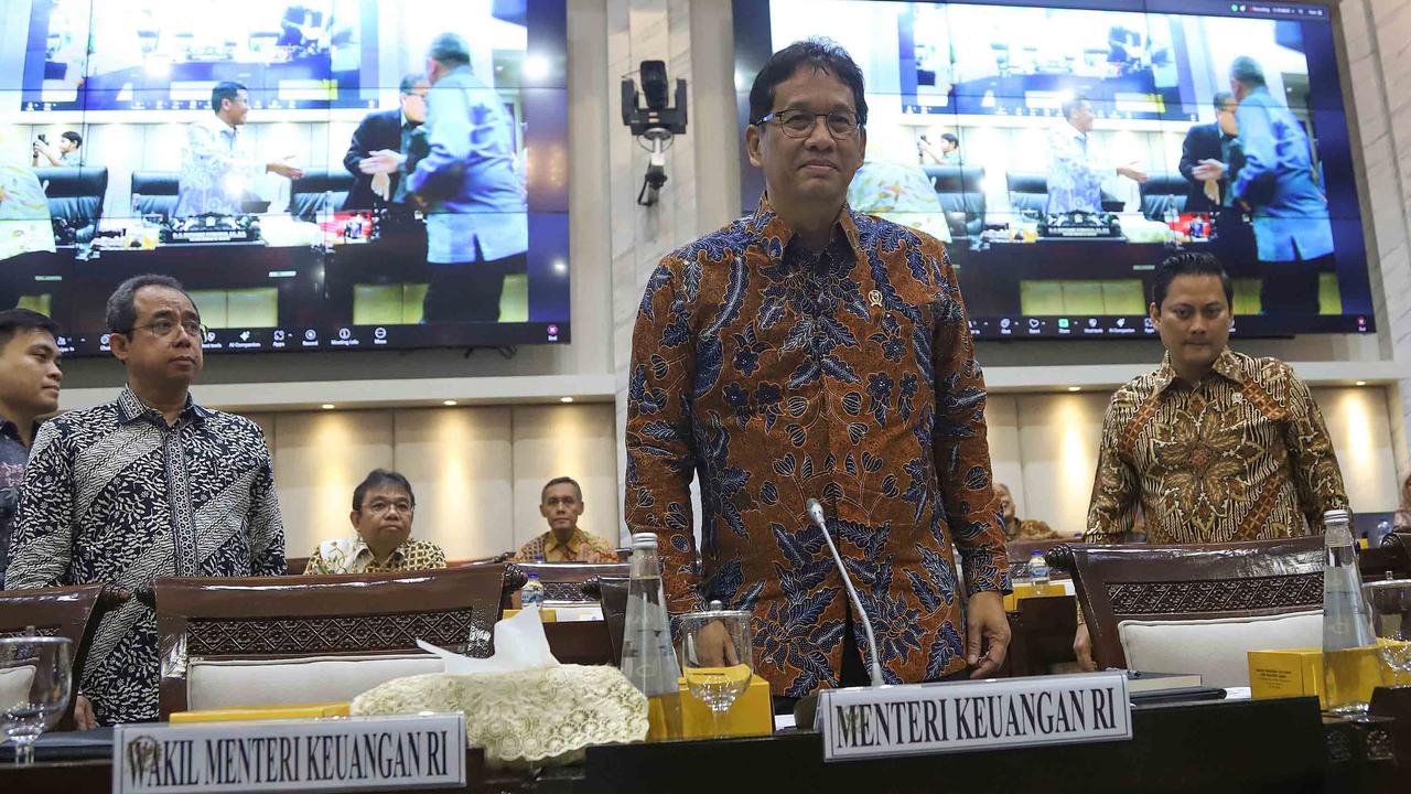 FOTO:  Rapat Perdana, Menkeu Purbaya dan Komisi XI DPR Bahas Anggaran  Rp 52 Triliun