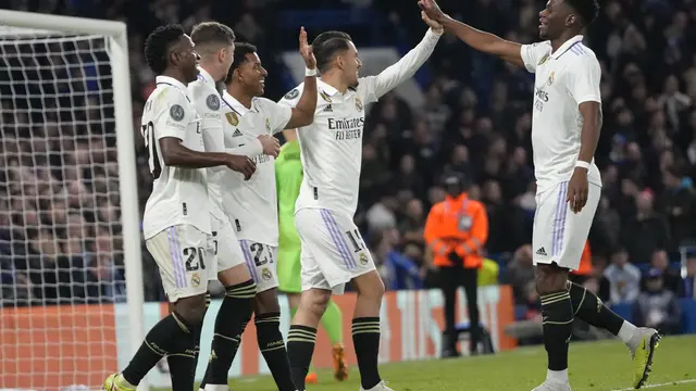 Perayaan gol pemain Real Madrid kala mempermalukan Chelsea di leg kedua perempat final Liga Champions