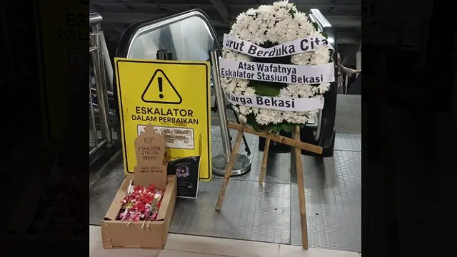 Eskalator Stasiun Bekasi Tak Berfungsi 100 Hari, Warga Protes dengan Karangan Bunga dan Replika Kuburan