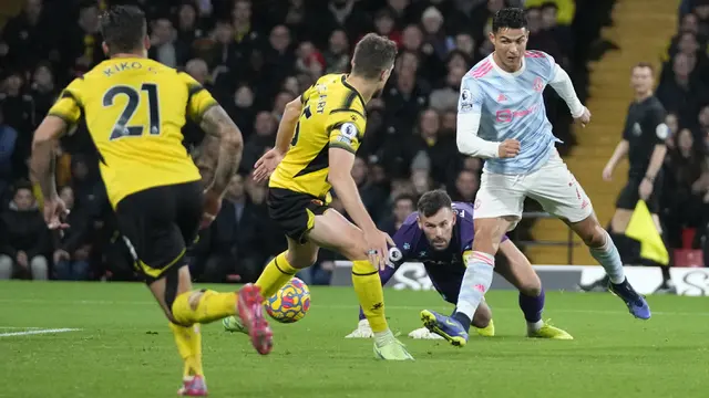 FOTO: Manchester United Babak Belur Dihajar Watford
