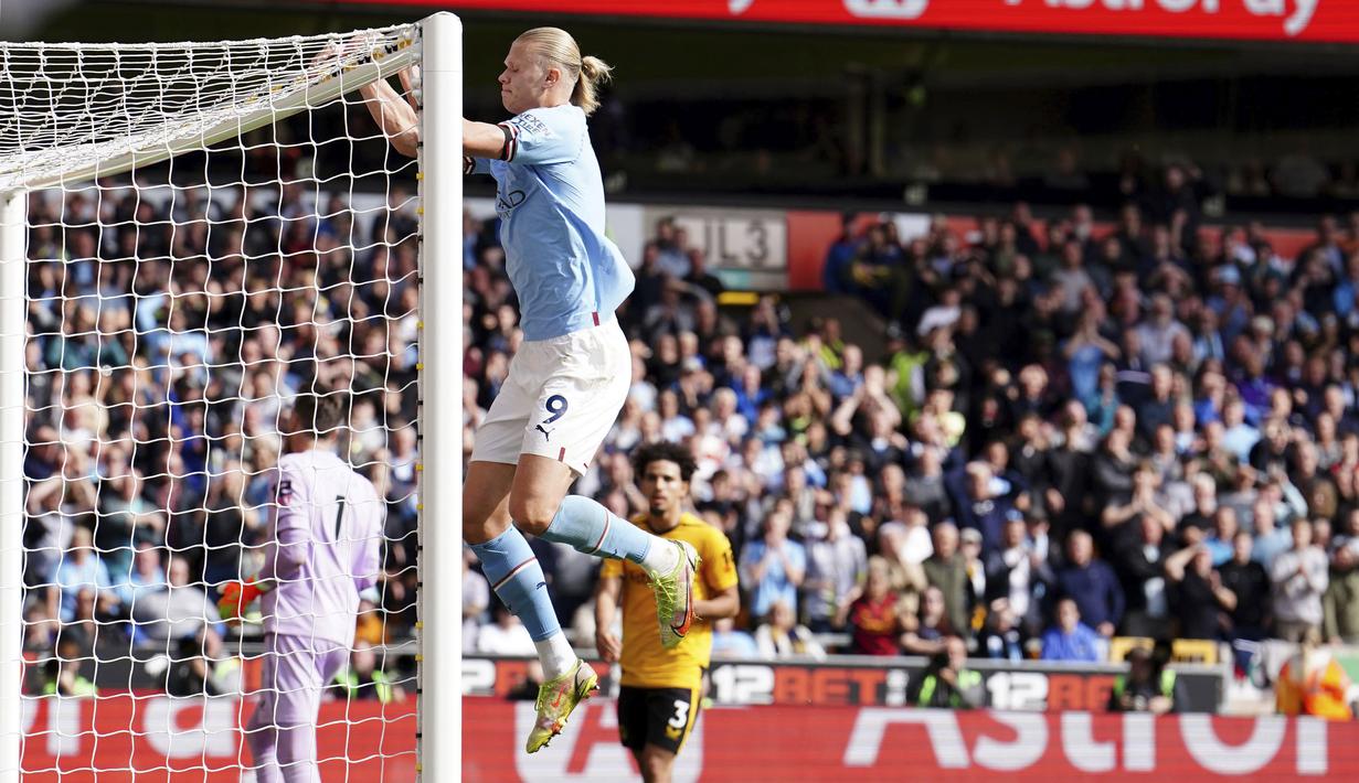 Erling Haaland menjadi momok menakutkan ketika berada didepan gawang lawan, tak terkecuali gawang Wolves. (AP via PA/Martin Rickett)