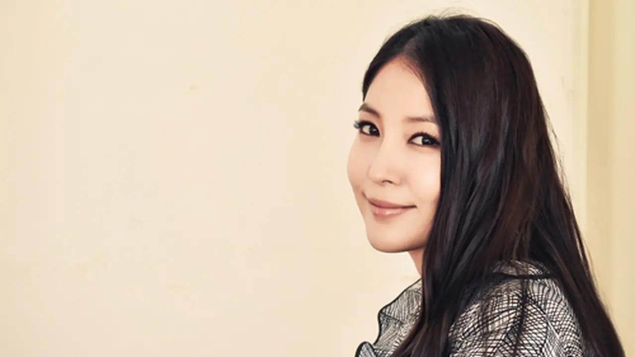 BoA Gugup Harus Berciuman dengan Bintang Hollywood