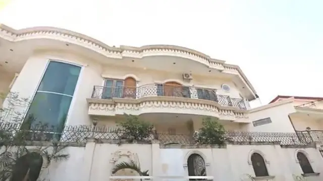 Rumah Mewah Irma Darmawangsa