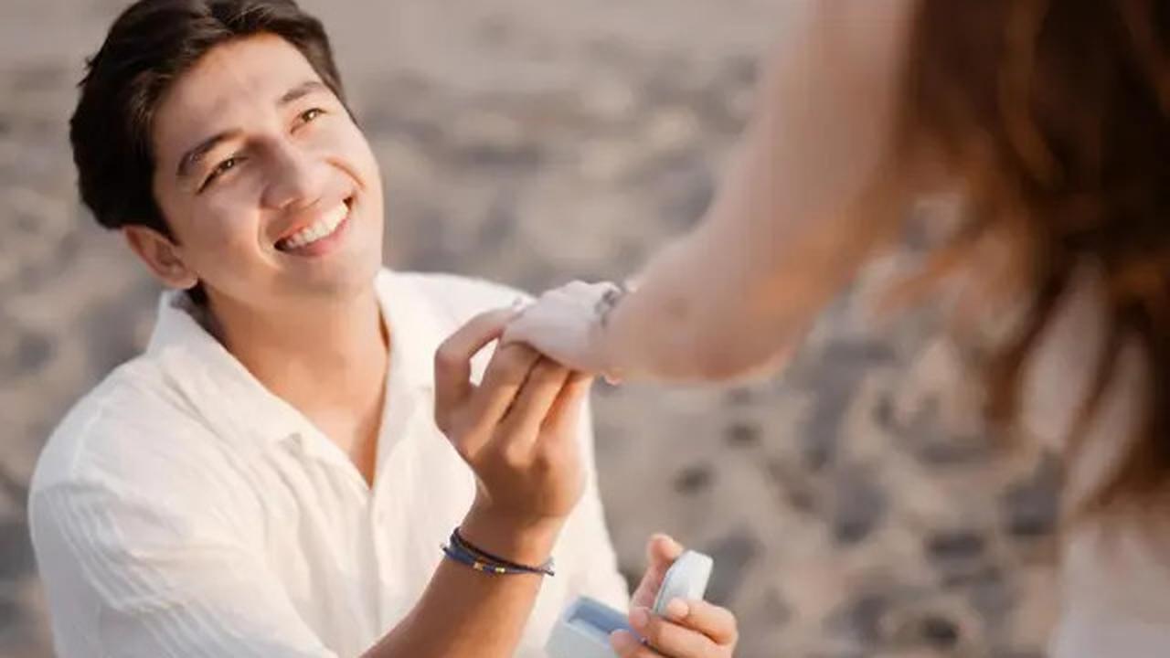 5 Momen Dramatis Hubungan Harris Vriza dan Haviza Devi Anjani Sebelum Lamaran Romantis