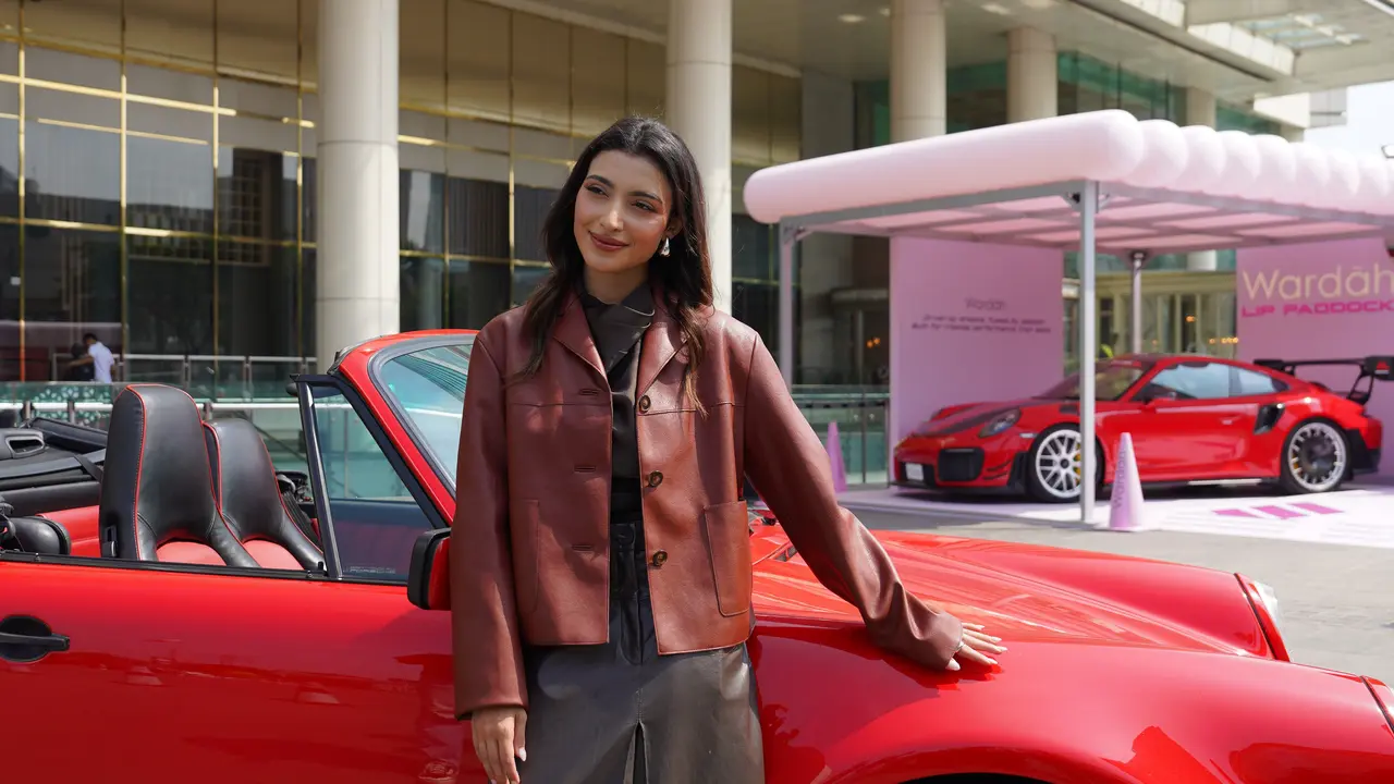 Kisah Amna Al Qubaisi, Pebalap Wanita Uni Emirat Arab yang Jadi Wajah Global Wardah