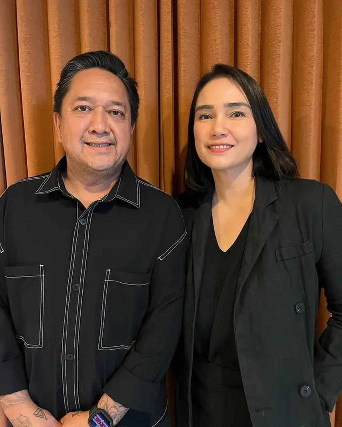 6 Pesona Feby Febiola yang Tak Pernah Memudar, Cantik dan Awet Muda di Usia 46 Tahun