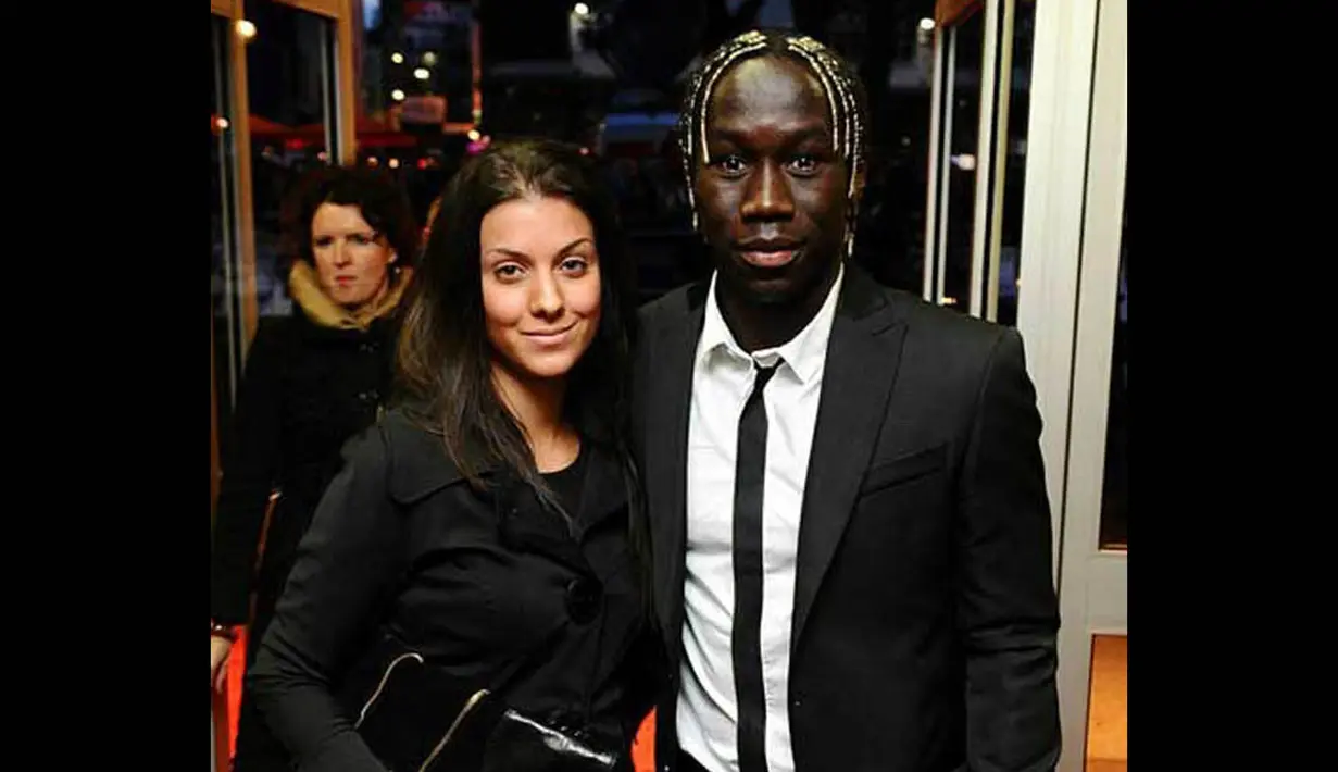 Mereka bertemu pada 2007, dimana Sagna masih menjadi pemain Auxerre dan Ludivine merupakan model di Auxerre (twicsy.com)