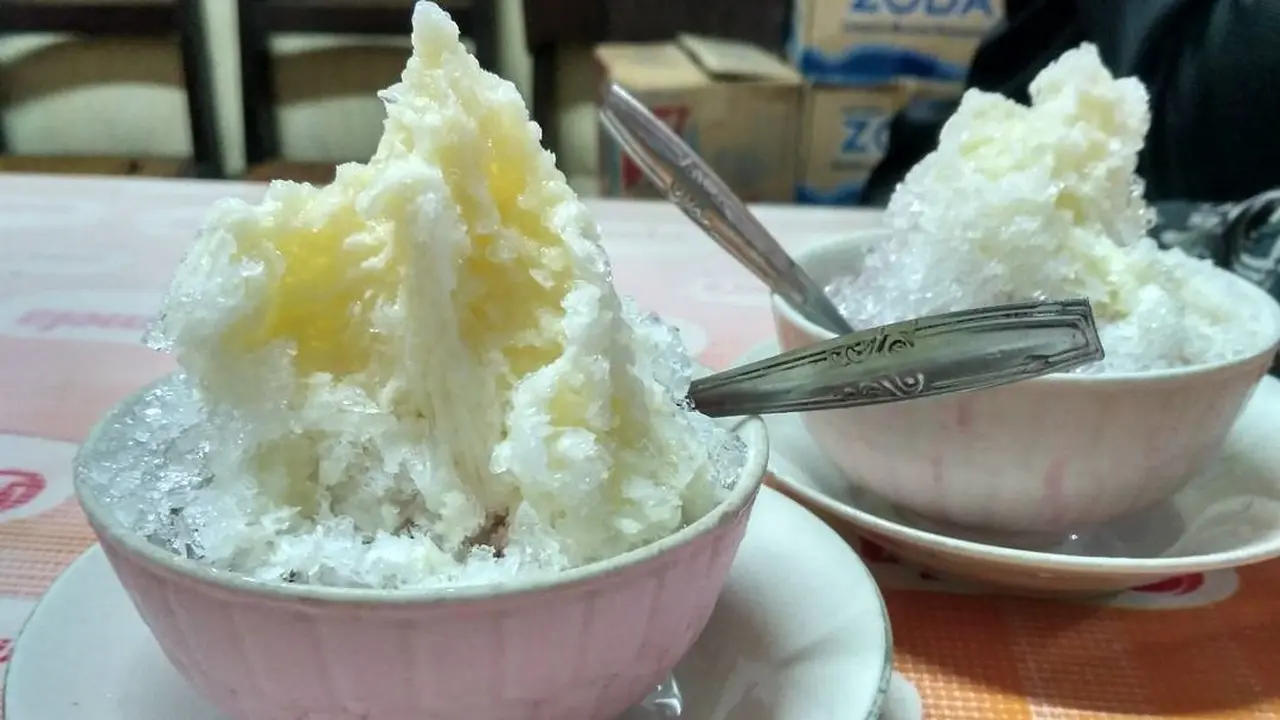 Es Ciming, Simfoni Segar dari Purwakarta yang Penuh Warna dan Kenangan