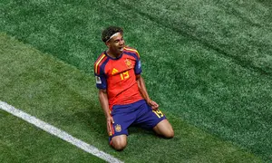 Pemain Spanyol Lamine Yamal merayakan gol dalam laga Grup H Piala Dunia 2026 antara Spanyol vs Arab Saudi di Atlanta, Minggu, 21 Juni 2026. (AP Photo/Butch Dill)