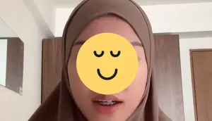 Lolly anak Nikita Mirzani membantah pakai hijab untuk menutupi kehamilan dan aborsi. Ia mengaku berhijab karena panggilan hati sebagai seorang Muslim. (Foto: Dok. Instagram @itsofficiallauraa)