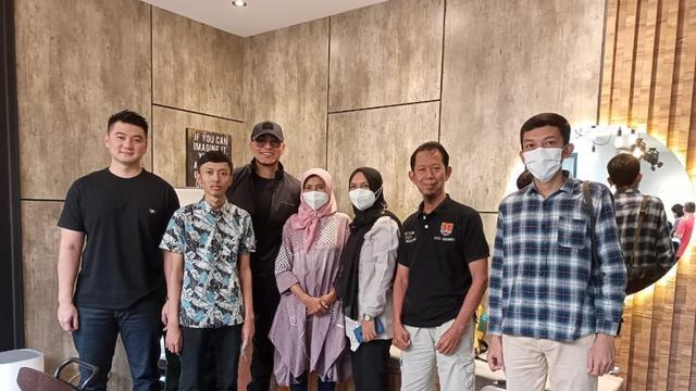 Semakin Tenar, Ini 6 Potret Ghozali Everyday Bareng Publik Figur