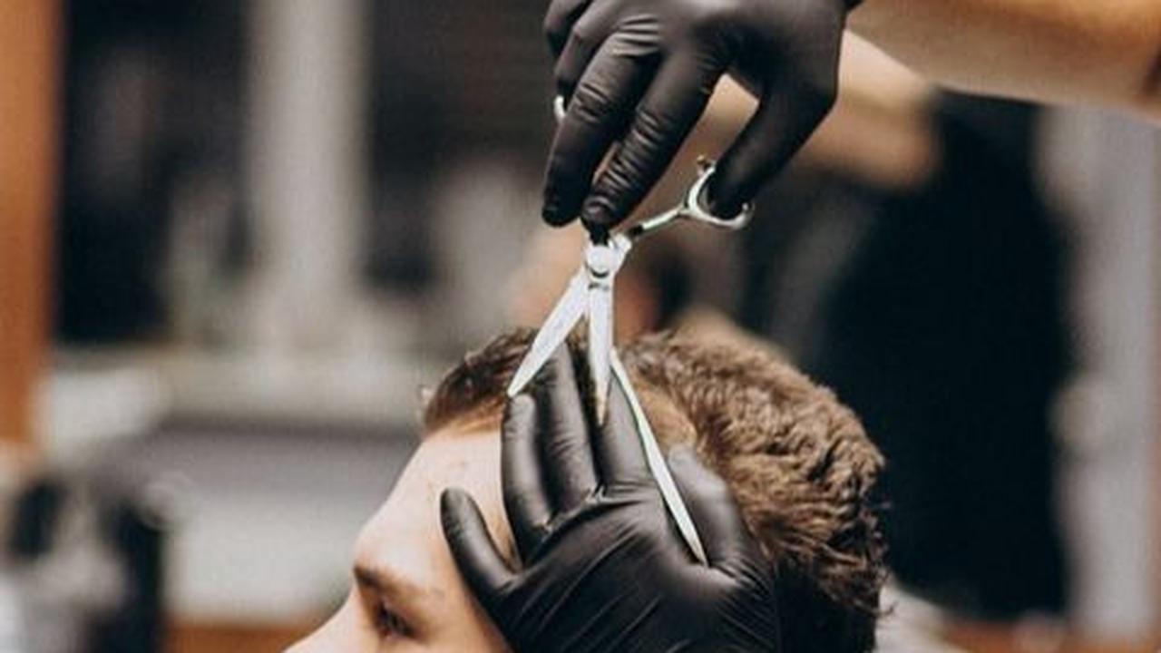 Mitos Potong Rambut Malam Hari, Mendatangkan Roh Jahat hingga Sulit Jodoh