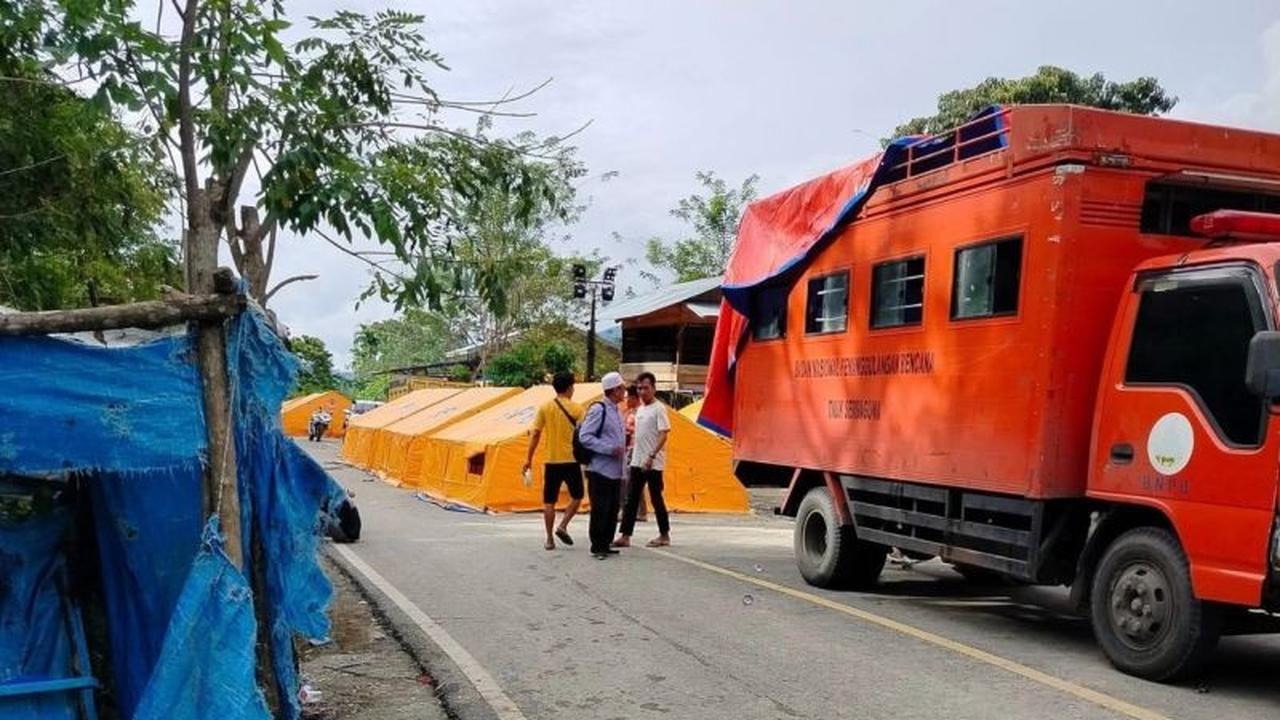 2.500 Jiwa Terdampak Banjir Bandang Nagan Raya Mengungsi, Jembatan Putus Total