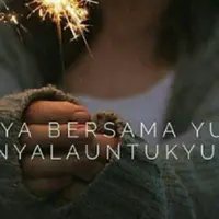 Sejumlah aktivis menggelar aksi damai di seberang Istana Negara sebagai bentuk solidaritas untuk Yuyun.