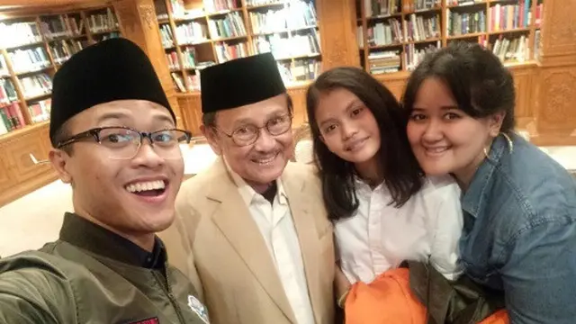 Habibie dan para cucunya