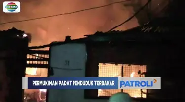 Sekitar tujuh rumah warga Kapasan Dalam, Surabaya, ludes dilalap api pada Sabtu malam.