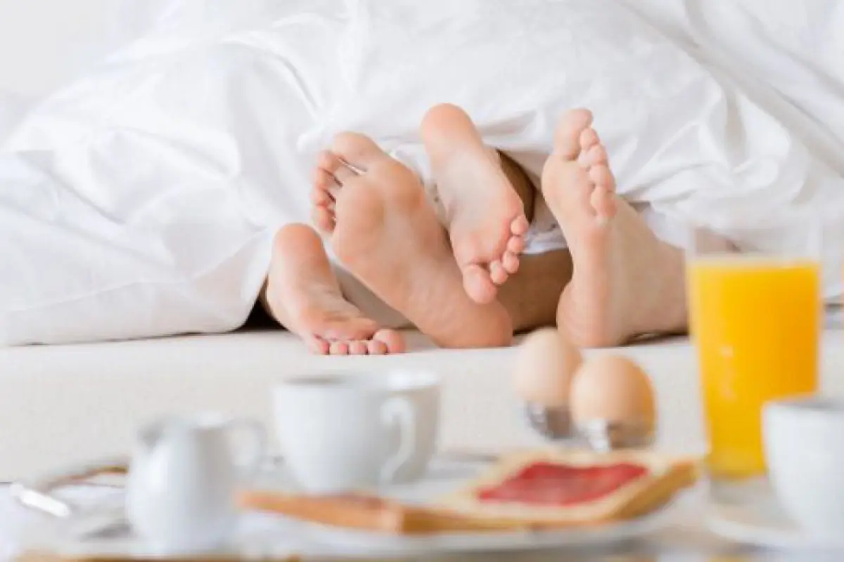 Jadikan 'Morning Sex' Pengalaman yang Hebat dengan 8 Cara Ini