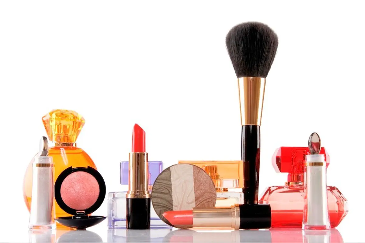 Waspada, Jangan Tertipu dengan Makeup Abal-abal