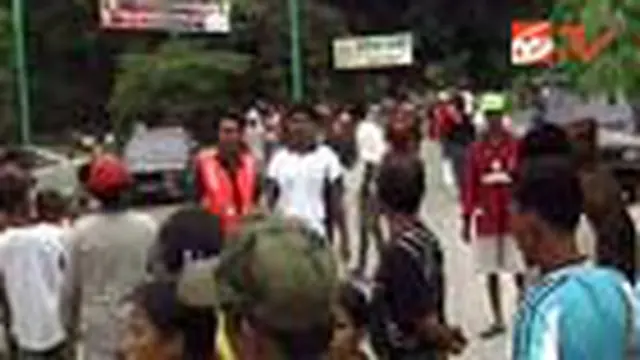 Ratusan Pedagang Tuntut Akses Wisata Dibuka