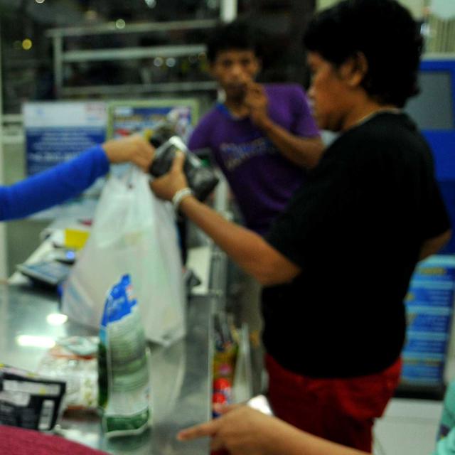 berapa harga kantong plastik