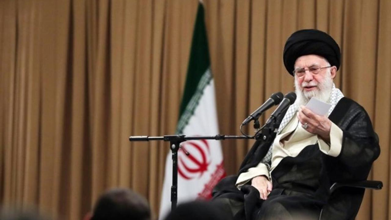 Khamenei Sebut Trump Bertanggung Jawab Penuh atas Kerusuhan Iran