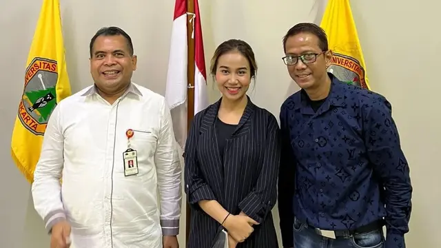 Mayang adik Vanessa Angel memilih untuk menjadi mahasiswi jurusan Hubungan Internasional (https://www.instagram.com/p/Cfs_uzoLJm1/)