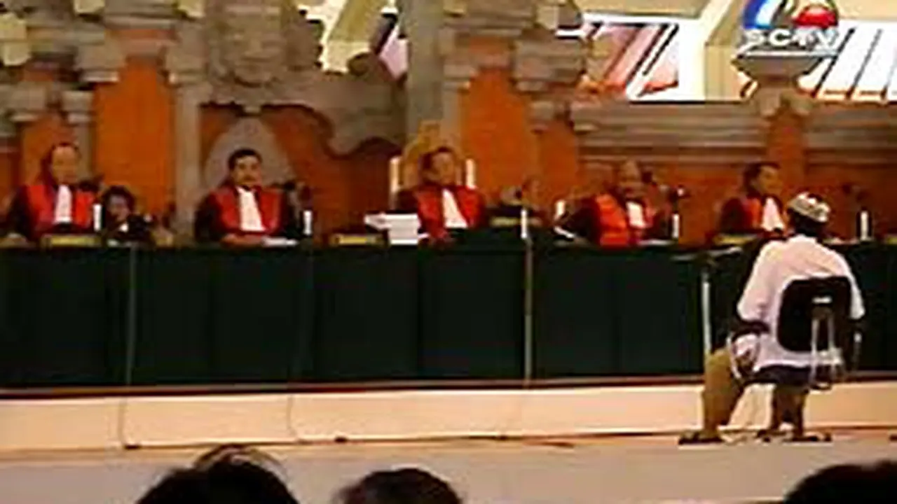 200503aSidangAmrozi2.jpg
