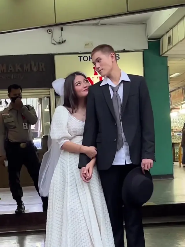 Julian Jacob dan Mirriam Eka