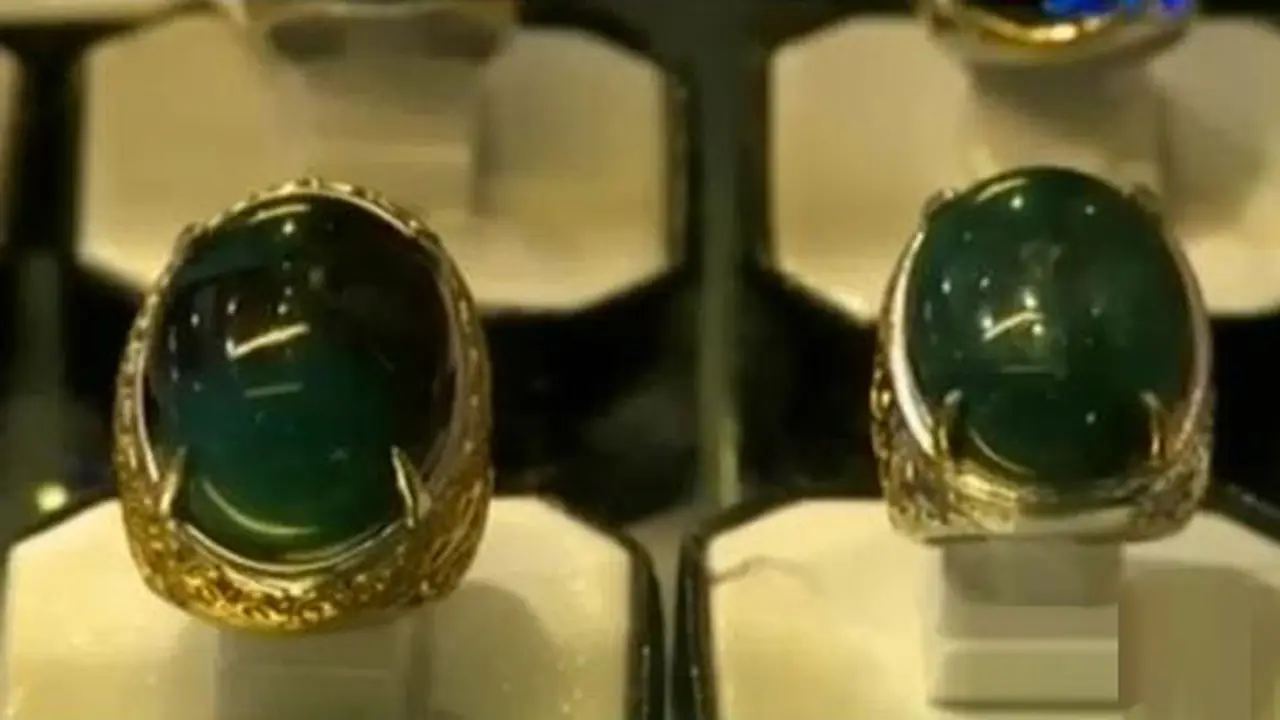 Batu Bacan, Mahkota Kasiruta