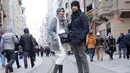 Seperti yang terlihat dari foto-foto di akun instagramnya, belum lama ini Shireen dan suaminya berlibur ke Turki. Melindungi tubuhnya dari cuaca yang sangat dingin, Shireen pun tak lepas dari baju hangatnya. (Instagram/shireensungkar)