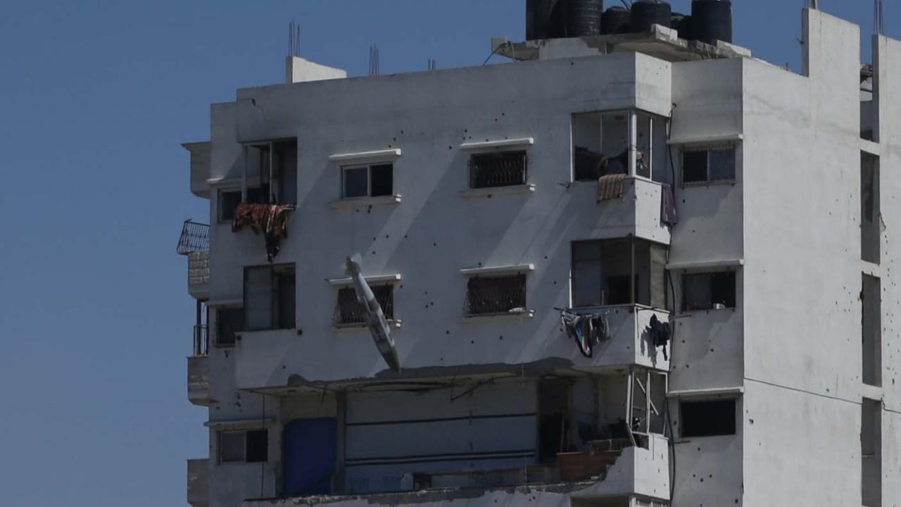 FOTO: Detik-detik Rudal Israel Hantam Gedung Bertingkat di Gaza, Warga Tetap Bertahan di Tengah Gempuran