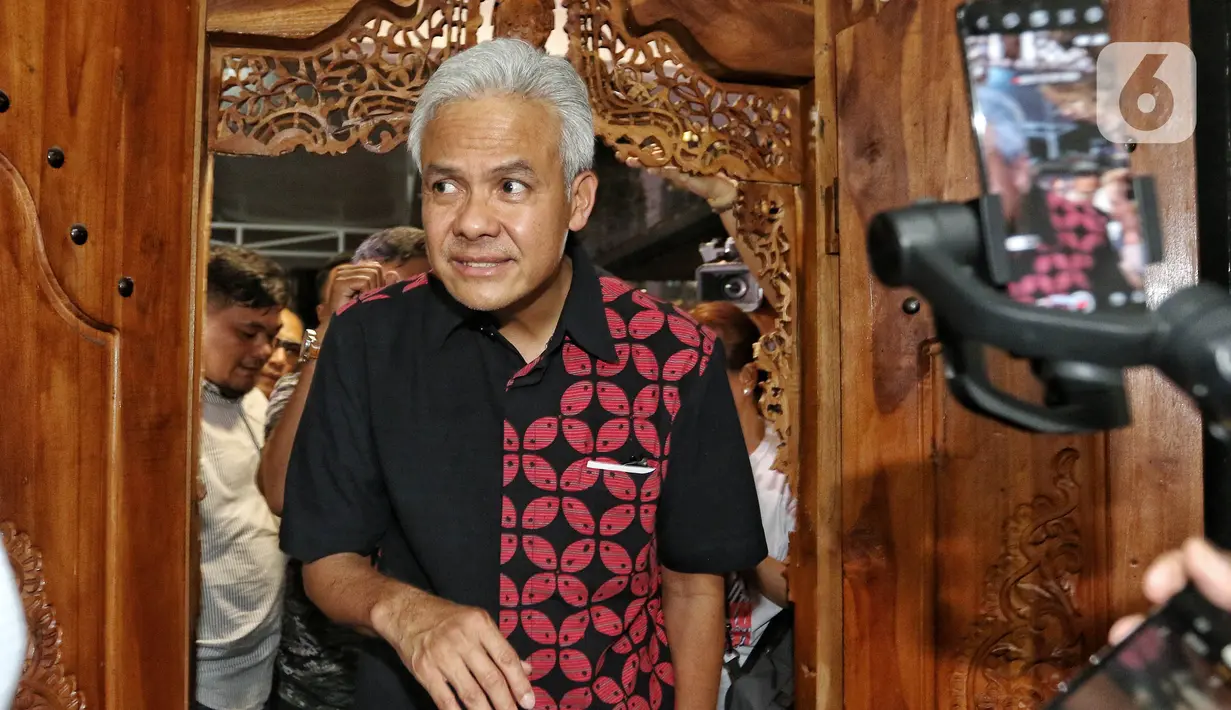 Kamis (21/9/2023) sore, Ganjar Pranowo menyambangi Graha Pena 98, Jakarta. (Liputan6.com/Angga Yuniar)