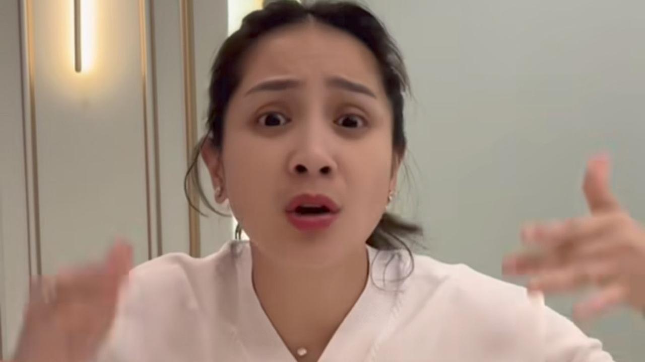 Potret Nagita Slavina Review Skincare Ternama, Netizen Salfok Kalung Berlian Berkilau Sebening Wajahnya