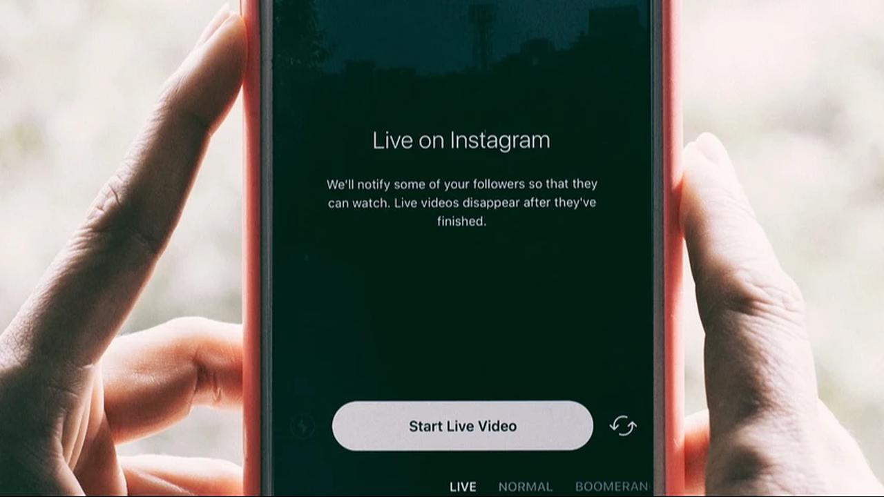Ilustrasi Live Streaming