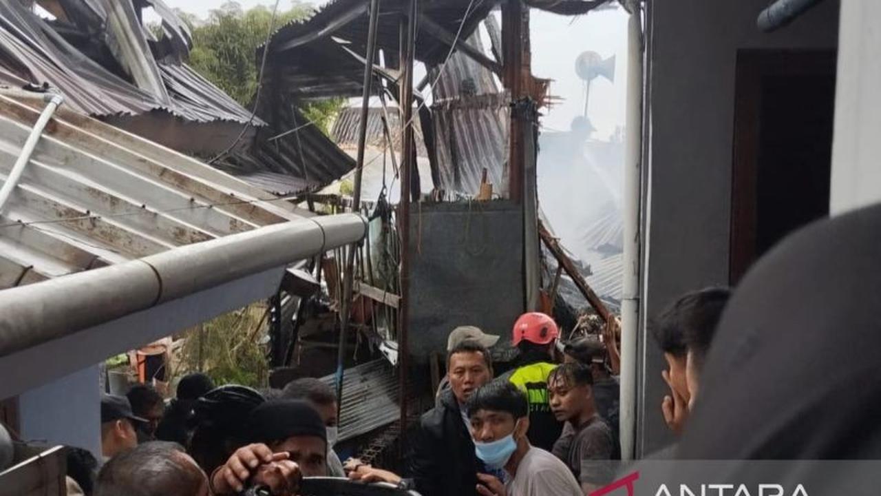 Damkar Cianjur Tuntaskan Penanganan Kebakaran di Dua Kecamatan, Warga Diimbau Waspadai Arus Pendek Listrik