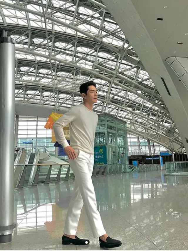 On Joo Wan Pemeran Baek Joon Ki di The Penthouse 3