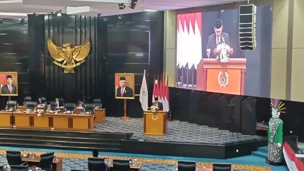 Hal ini disampaikan Anggota Fraksi Partai NasDem DPRD DKI Jakarta Jupiter saat penyampaian pemandangan umum fraksi-fraksi terhadap Raperda Pertanggungjawaban Pelaksanaan APBD Tahun Anggaran 2022.