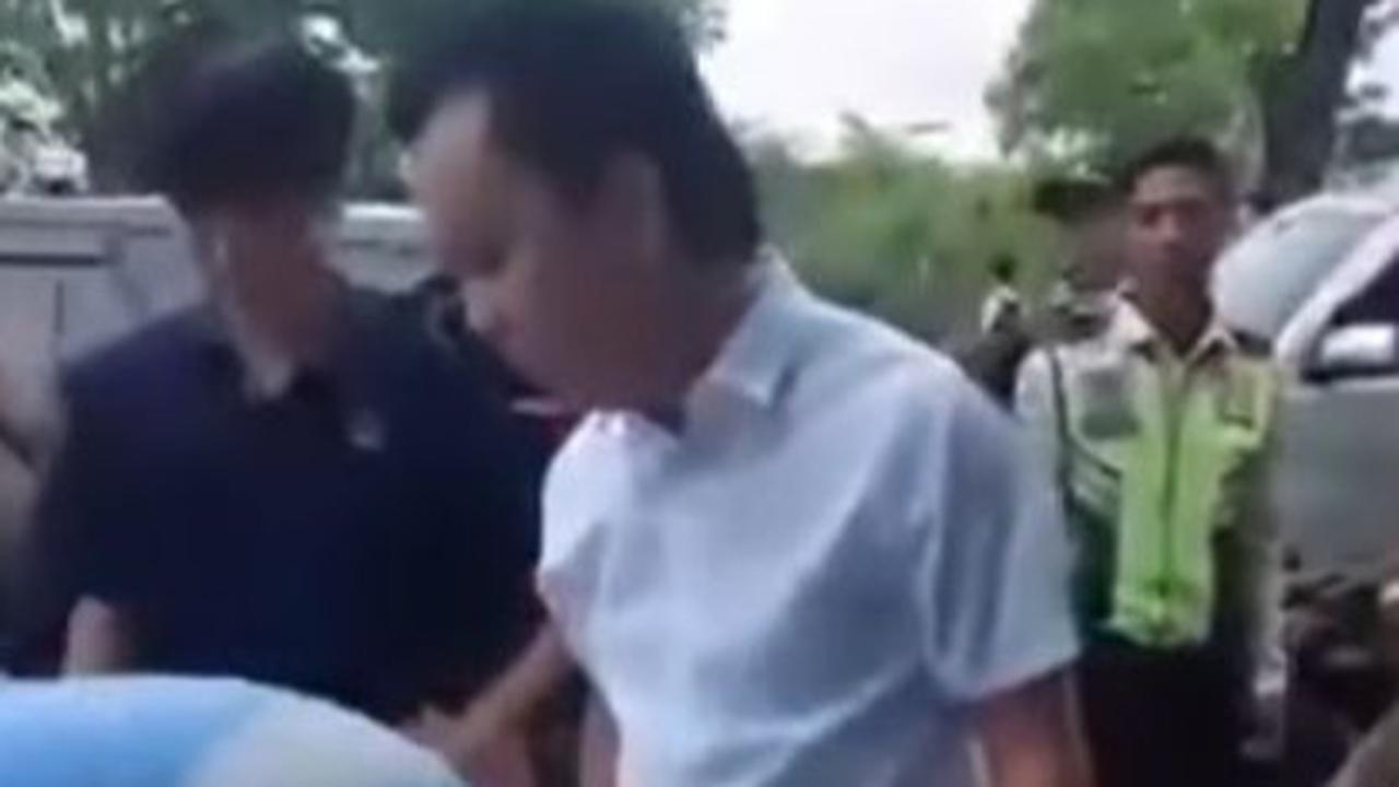 Minta Ampun, Pengusaha Ivan Sugianto akan Serahkan Diri ke Polisi Usai Heboh Paksa Anak SMA Sujud-Gonggong