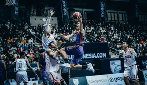 Aksi pemain Satria Muda Antoni Erga di final IBL 2022 melawan Pelita Jaya (Dok IBL)